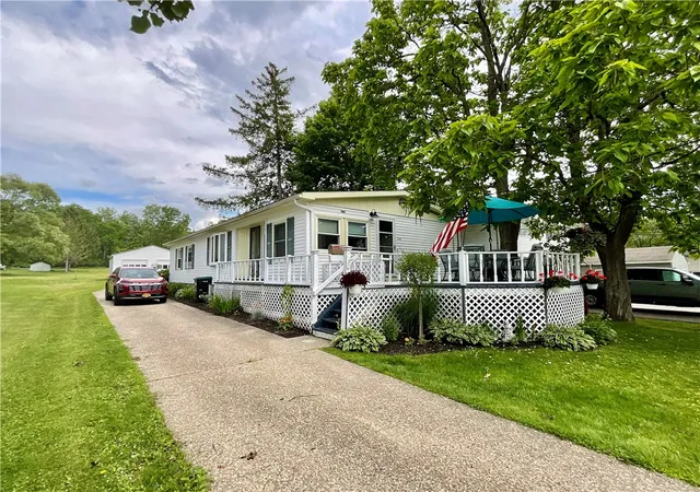 1st image of 4753 E Lake Rd, Livonia, NY 14487 | MLS# R1669687