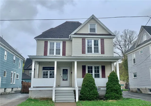Homes for sale in German Flatts, NY | 31 Center St, German Flatts, NY 13357 | MLS# S1674499