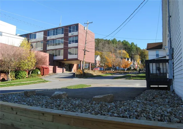 5th image of 99 Hospital St, Ridgway, PA 15853 | MLS# R1675005