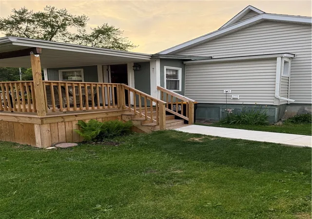 3rd image of 21 Spruce St, Canisteo, NY 14823 | MLS# R1675085