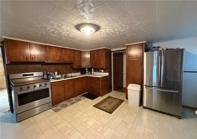 4th image of 21 Spruce St, Canisteo, NY 14823 | MLS# R1675085