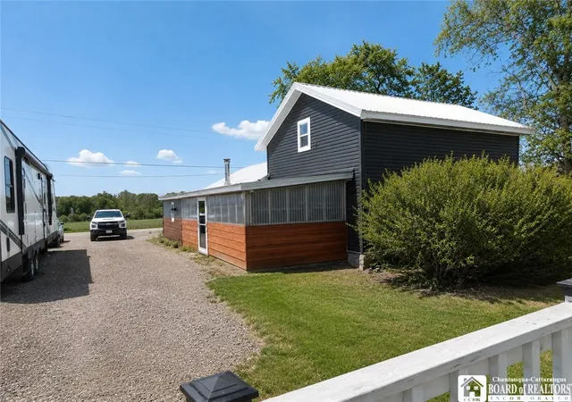 5th image of 8807 N Hill Rd, Villenova, NY 14138 | MLS# R1674958