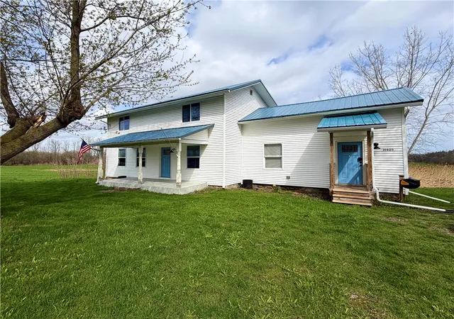 Homes for sale in Gaines, NY | 14405 Ridge Rd W, Gaines, NY 14411 | MLS# R1674994
