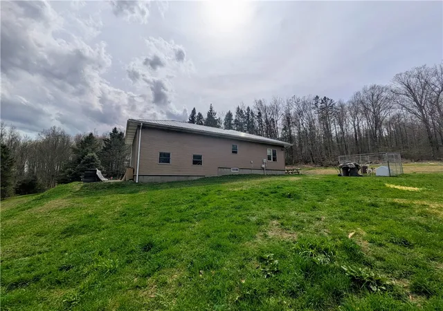 Homes for sale in Van Etten, NY | 172 Albee Hill Rd, Van Etten, NY 14889 | MLS# R1675185