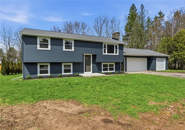 Photo 1 of Sale Pending at 2163 Evergreen Ln, Ontario, NY 14519 | MLS# R1674818 | Listing updated on 2026-05-01