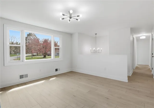 Photo 3 of Sale Pending at 2163 Evergreen Ln, Ontario, NY 14519 | MLS# R1674818 | Listing updated on 2026-05-01