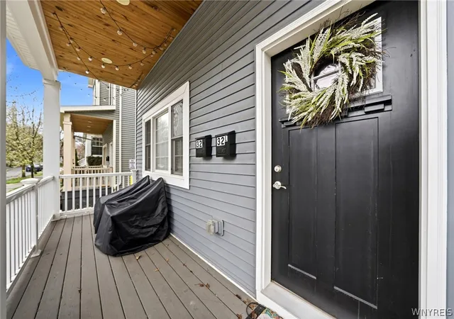 3rd image of 32 Horton Pl, Buffalo, NY 14209 | MLS# B1673864
