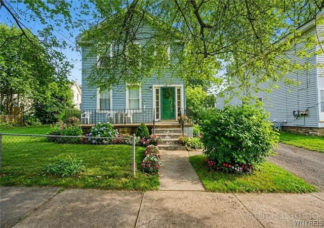 2nd image of 149 Green St, Lockport, NY 14094 | MLS# B1674133