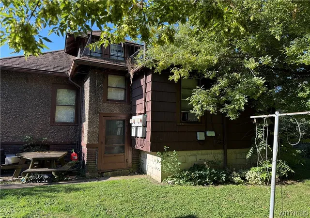 5th image of 368 Spruce Ave, Niagara Falls, NY 14301 | MLS# B1675266