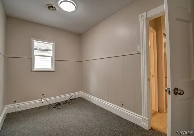 4th image of 25 Bremen St, Buffalo, NY 14213 | MLS# B1674885