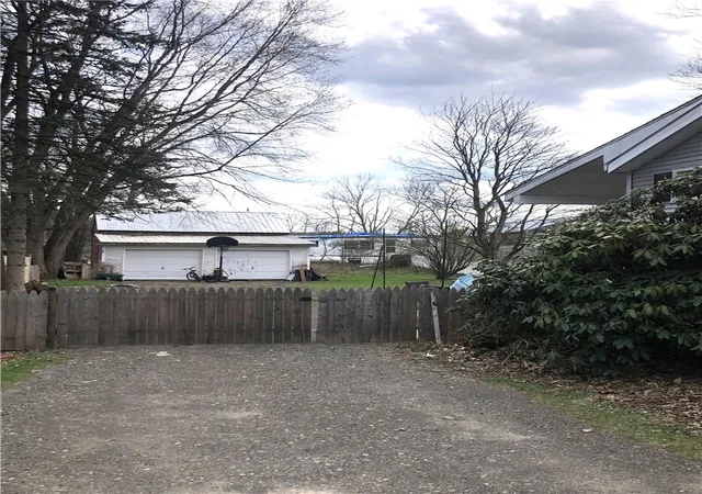 36th image of 48 Main St, Laurens, NY 13796 | MLS# R1675420