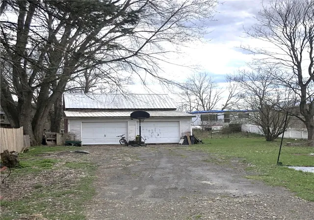 3rd image of 48 Main St, Laurens, NY 13796 | MLS# R1675420