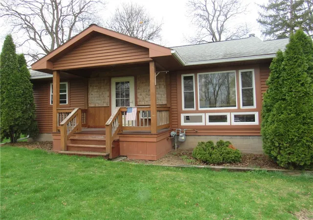Homes for sale in Arcadia, NY | 151 Bryant Ave, Arcadia, NY 14513 | MLS# R1672968