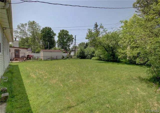 3rd image of 274 Stevenson Blvd, Buffalo, NY 14226 | MLS# B1674812
