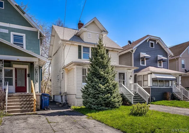 Homes for sale in Buffalo, NY | 75 Henrietta Ave, Buffalo, NY 14207 | MLS# B1675521