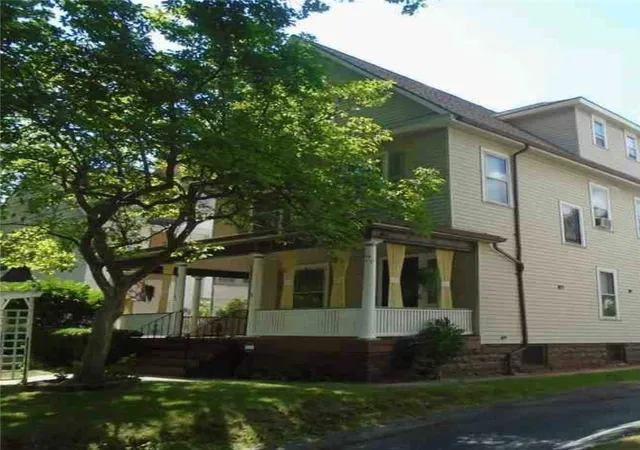 4th image of 41-43 Albemarle St, Rochester, NY 14613 | MLS# R1675607