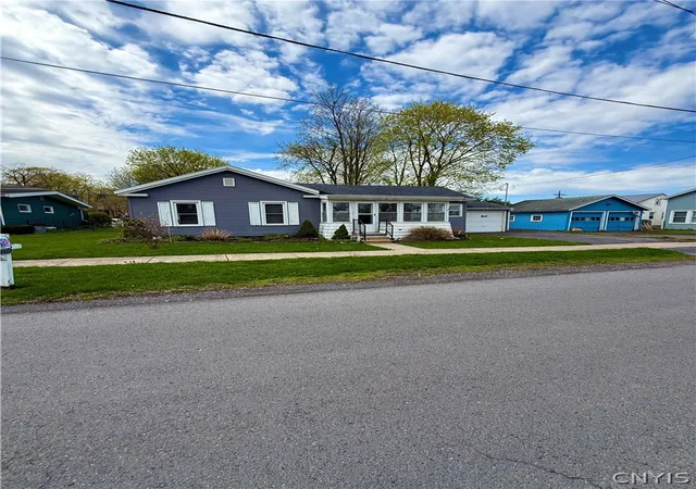 Homes for sale in Brutus, NY | 2716 Green St, Brutus, NY 13166 | MLS# S1675638
