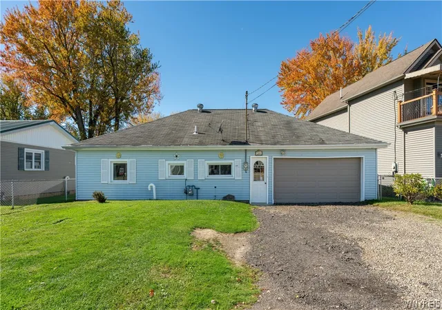 4th image of 2449 Lakeside Dr, Busti, NY 14710 | MLS# B1675540