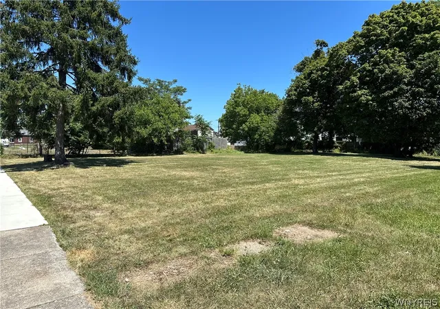 4th image of 39 Sanford St, Buffalo, NY 14214 | MLS# B1675684