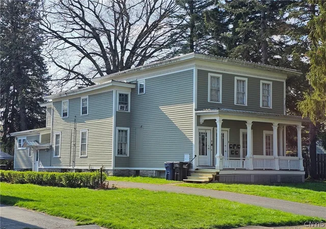 1st image of 802 Turtle St, Syracuse, NY 13208 | MLS# S1675360