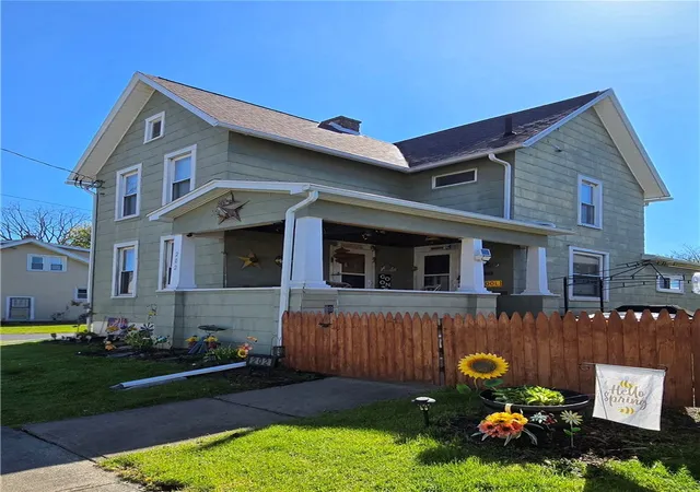 Homes for sale in Elmira City, NY | 202 E Lafrance, Elmira City, NY 14904 | MLS# R1675593