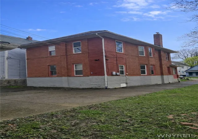 2nd image of 87 Merrimac St, Buffalo, NY 14214 | MLS# B1675771
