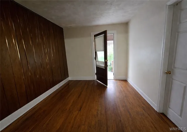 Photo 4 of Single family home for sale at 168 Callodine Ave, Buffalo, NY 14226 | MLS# B1675726 | Listing updated on 2026-08-04