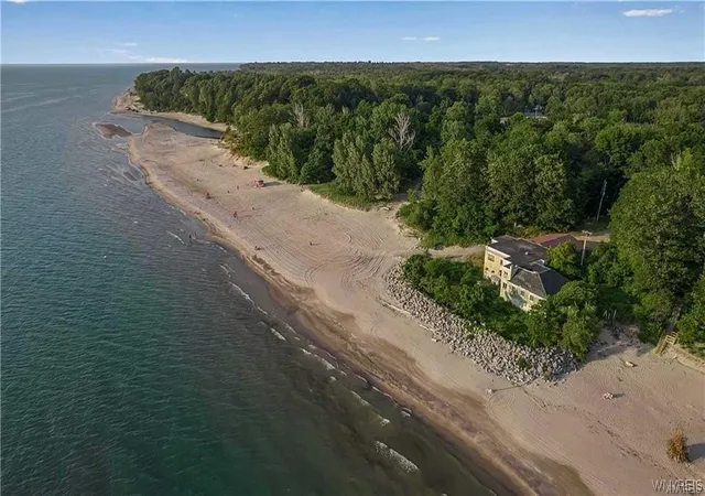 3rd image of 8408 Lake Shore Rd, Angola, NY 14006 | MLS# B1673915