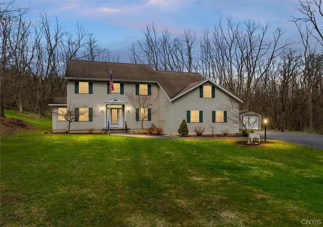 Homes for sale in New Hartford, NY | 9211 Grange Hill Rd, New Hartford, NY 13413 | MLS# S1675452
