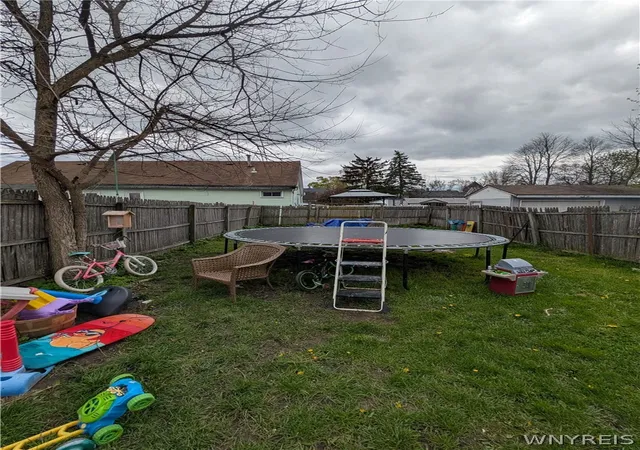 Homes for sale in Buffalo, NY | 93 Austin St, Buffalo, NY 14207 | MLS# B1675898