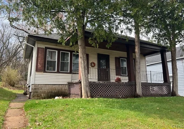 1st image of 36 Ballantyne Brae, Utica, NY 13501 | MLS# S1675575