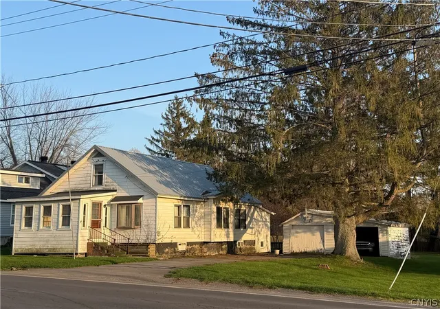 Homes for sale in Richland, NY | 3341 Maple Ave, Richland, NY 13142 | MLS# S1675920