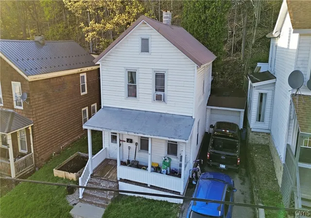 Homes for sale in Little Falls City, NY | 636 E Monroe St, Little Falls City, NY 13365 | MLS# S1675985