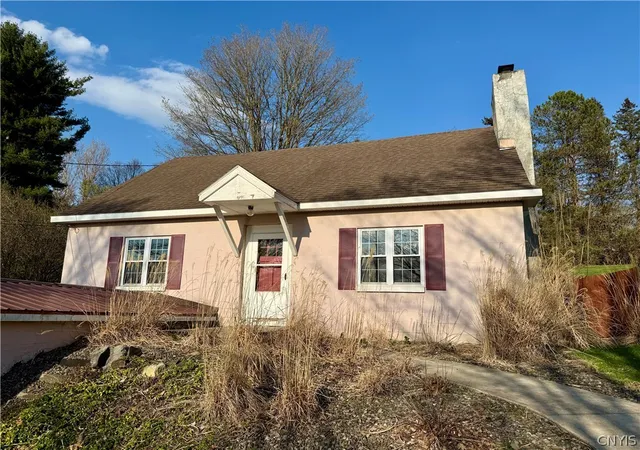 Homes for sale in Eaton, NY | 43 South St, Eaton, NY 13408 | MLS# S1675706