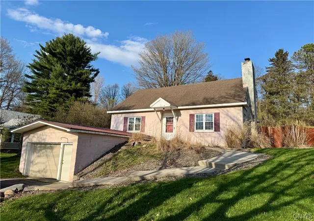 Homes for sale in Eaton, NY | 43 South St, Eaton, NY 13408 | MLS# S1675706