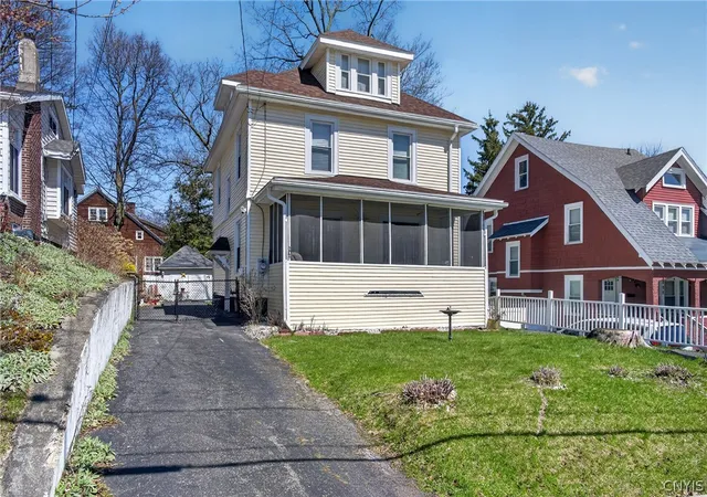 28th image of 204 Parkway Dr, Syracuse, NY 13207 | MLS# S1676042