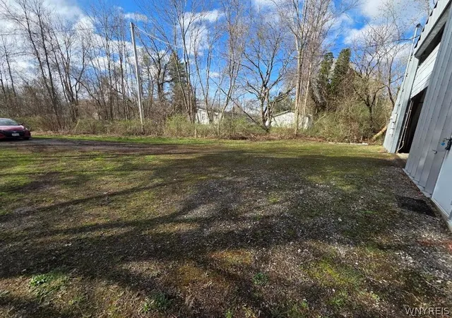 Homes for sale in Stafford, NY | 5461 Clinton St Rd, Stafford, NY 14143 | MLS# B1676157