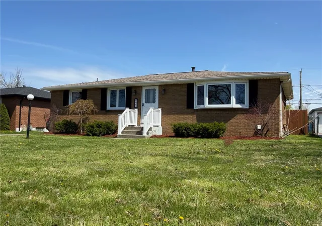 Homes for sale in Amherst, NY | 4843 N Bailey Ave, Amherst, NY 14226 | MLS# R1676166