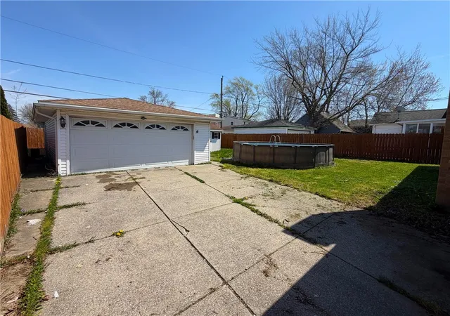 Homes for sale in Amherst, NY | 4843 N Bailey Ave, Amherst, NY 14226 | MLS# R1676166