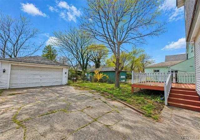 Homes for sale in Buffalo, NY | 328 Cambridge Ave, Buffalo, NY 14215 | MLS# B1675538