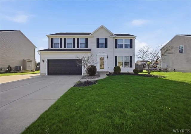 Homes for sale in Grand Island, NY | 64 Park Ln, Grand Island, NY 14072 | MLS# B1675604