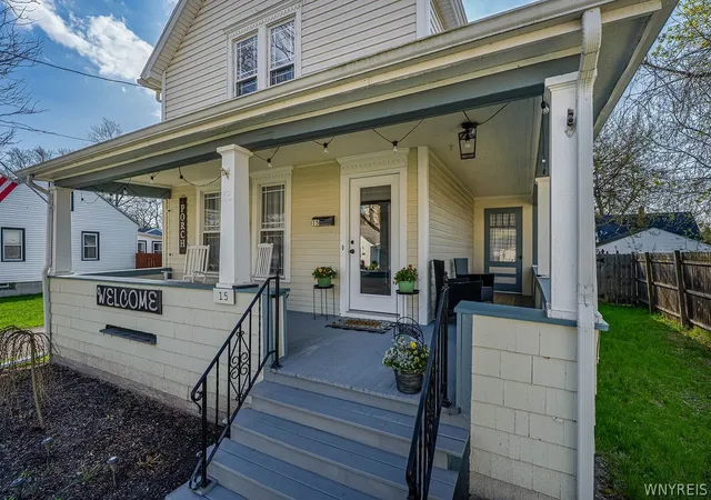 2nd image of 15 E Felton St, North Tonawanda, NY 14120 | MLS# B1676204