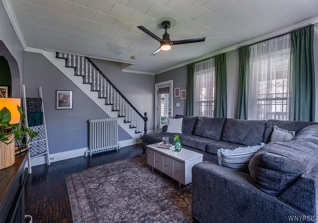 4th image of 15 E Felton St, North Tonawanda, NY 14120 | MLS# B1676204