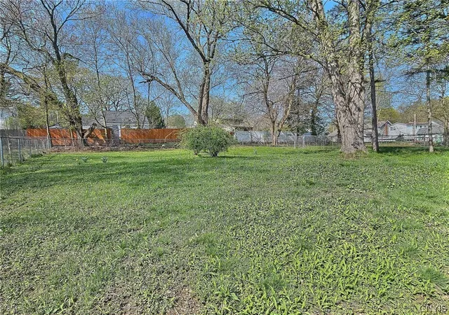 Homes for sale in Whitestown, NY | 8 1st St, Whitestown, NY 13492 | MLS# S1676354