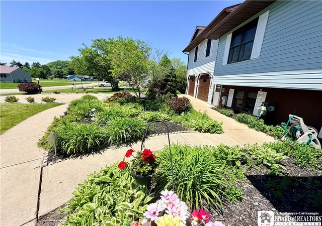 Photo 5 of Single family home for sale at 2 Solterra Cir, Allegany, NY 14706 | MLS# R1675722 | Listing updated on 2026-07-18
