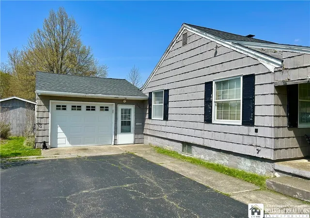 2nd image of 117 Howard St, Pomfret, NY 14063 | MLS# R1675247