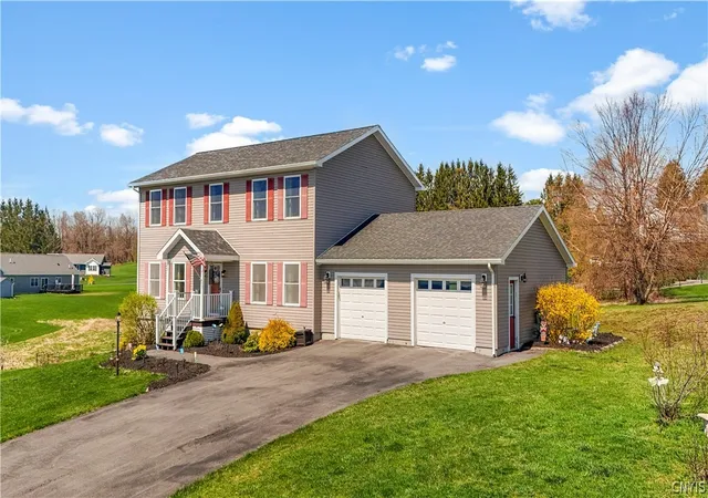Homes for sale in Little Falls City, NY | 114 Overlook Ln, Little Falls City, NY 13365 | MLS# S1676417