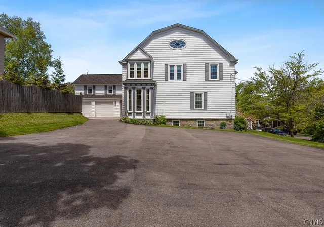 2nd image of 54 W 5th St, Oswego, NY 13126 | MLS# S1673078