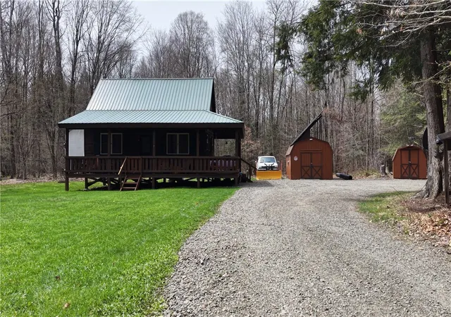 2nd image of 149 Hemlock Ln, German, NY 13040 | MLS# R1676430