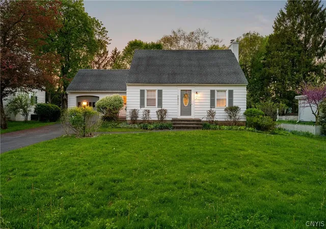 Homes for sale in Kirkland, NY | 4 Proctor Ave, Kirkland, NY 13323 | MLS# S1676453